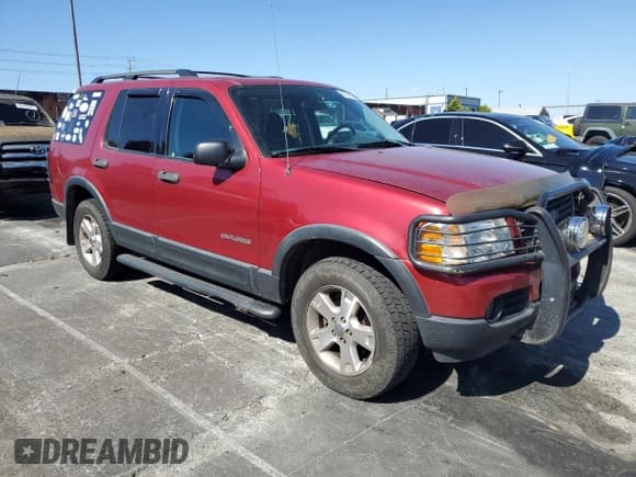 ✅ 2004 Ford Explorer XLT • VIN: 1FMDU73W64ZA07949 • Lot: 66765315. Listed on Copart with 255,061 mi. Free auction sales archive from the USA and detailed vehicle history report at DreamBid. Image 4.