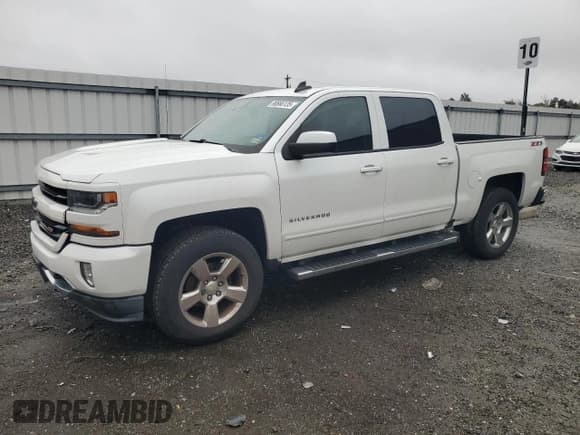 ✅ 2017 Chevrolet Silverado 1500 LT • VIN: 3GCUKREC8HG402925 • Lot: 90666135. Listed on Copart with 83,227 mi. Free auction sales archive from the USA and detailed vehicle history report at DreamBid. Image 1.