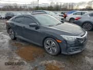 ✅ 2018 Honda Civic EX-T • VIN: 19XFC1F30JE200880 • Lot: 94308995. Wystawiony na Copart z przebiegiem 141 970 mil. Bezpłatny archiwum sprzedaży aukcyjnych z USA i szczegółowy raport historii pojazdu na DreamBid. Zdjęcie 4.