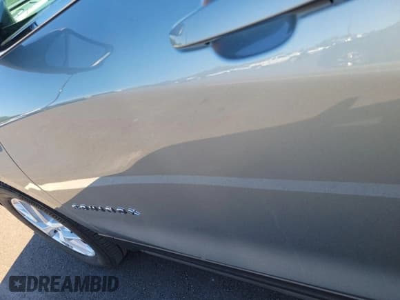 ✅ 2024 Chevrolet Equinox LT • VIN: 3GNAXUEG1RS222265 • Лот: 43705248. Опубликован ранее на IAAI с пробегом 48 301 миль. Бесплатный доступ к архиву аукционных продаж из США и подробный отчёт об истории автомобиля на DreamBid. Изображение 1.