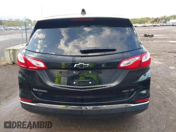 ✅ 2020 Chevrolet Equinox LT • VIN: 2GNAXUEV3L6131230 • Lot: 43480639. Listed on IAAI with 120,973 mi. Free auction sales archive from the USA and detailed vehicle history report at DreamBid. Image 17.