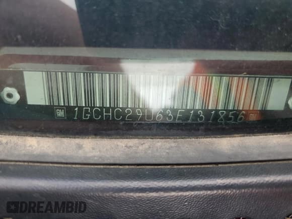 ✅ 2003 Chevrolet Silverado 2500HD LS • VIN: 1GCHC29U63E131856 • Лот: 60167815. Опубликован ранее на Copart с пробегом 211 180 миль. Бесплатный доступ к архиву аукционных продаж из США и подробный отчёт об истории автомобиля на DreamBid. Изображение 12.