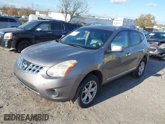 ✅ 2011 Nissan Rogue SV • VIN: JN8AS5MV8BW670966 • Лот: 43575311. Опубликован ранее на IAAI с пробегом 93 455 миль. Бесплатный доступ к архиву аукционных продаж из США и подробный отчёт об истории автомобиля на DreamBid. Изображение 2.