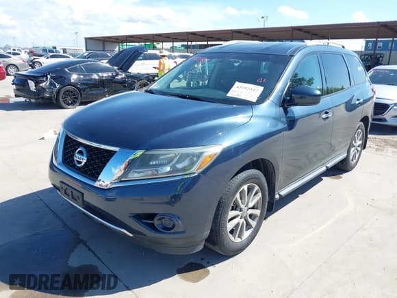 ✅ 2014 Nissan Pathfinder SV • VIN: 5N1AR2MN3EC734824 • Lot: 42592547. Listed on IAAI with 94,529 mi. Free auction sales archive from the USA and detailed vehicle history report at DreamBid. Image 2.