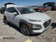✅ 2019 Hyundai Kona SE • VIN: KM8K12AA4KU312970 • Лот: 69969393. Опубликован ранее на Copart с пробегом 48 967 миль. Бесплатный доступ к архиву аукционных продаж из США и подробный отчёт об истории автомобиля на DreamBid. Изображение 4.