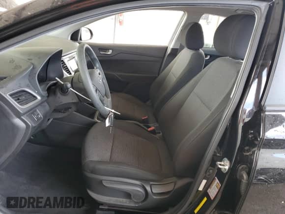 2020 Hyundai Accent SE с VIN 3KPC24A69LE095283, выставлен на аукционе Copart как лот 68696453 с пробегом 20 315 миль миль и . История ставок и продаж доступна на DreamBid. Изображение 7.