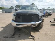 ✅ 2018 Ram 2500 Tradesman • VIN: 3C6UR5CL0JG183768 • Lot: 54212235. Wystawiony na Copart z przebiegiem 164 336 mil. Bezpłatny archiwum sprzedaży aukcyjnych z USA i szczegółowy raport historii pojazdu na DreamBid. Zdjęcie 5.