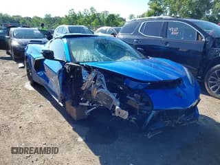 ✅ 2024 Chevrolet Corvette 3LT • VIN: 1G1YC2D47R5113603 • Lot: 42639608. Wystawiony na IAAI z przebiegiem Nie podano. Bezpłatny archiwum sprzedaży aukcyjnych z USA i szczegółowy raport historii pojazdu na DreamBid. Zdjęcie 1.