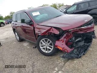 2024 Jeep Grand Cherokee Altitude с VIN 1C4RJHAG8RC256039, выставлен на аукционе IAAI как лот 42979037 с пробегом 11 753 миль миль и . История ставок и продаж доступна на DreamBid. Изображение 1.