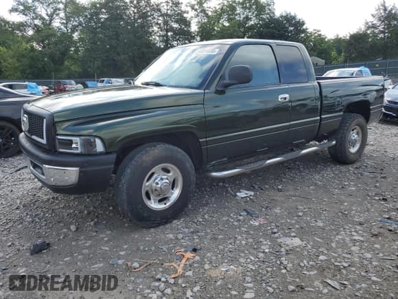 ✅ 2000 Dodge 2500 • VIN: 3B7KC236XYG145114 • Lot: 64314695. Listed on Copart with 154,337 mi. Free auction sales archive from the USA and detailed vehicle history report at DreamBid. Image 1.