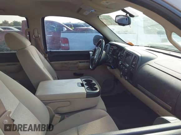 2007 GMC Sierra 1500 SLE1 with VIN 2GTEK13M371579729, listed as a IAAI auction lot 43335548 with 217,515 mi miles and . Bid and sale history available at DreamBid. Image 5.