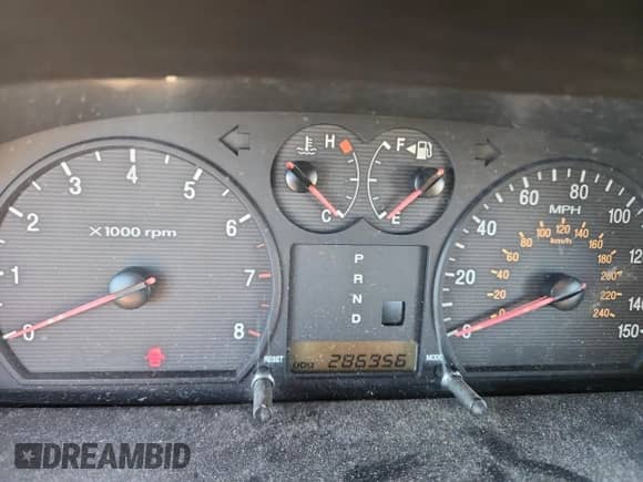 ✅ 2005 Hyundai Sonata GLS • VIN: KMHWF35H45A143197 • Lot: 90935125. Wystawiony na Copart z przebiegiem 286 956 mil. Bezpłatny archiwum sprzedaży aukcyjnych z USA i szczegółowy raport historii pojazdu na DreamBid. Zdjęcie 9.