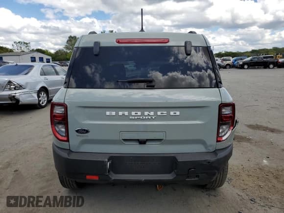 ✅ 2024 Ford Bronco Sport Big Bend • VIN: 3FMCR9B67RRE30318 • Лот: 71085175. Опубликован ранее на Copart с пробегом 22 811 миль. Бесплатный доступ к архиву аукционных продаж из США и подробный отчёт об истории автомобиля на DreamBid. Изображение 6.