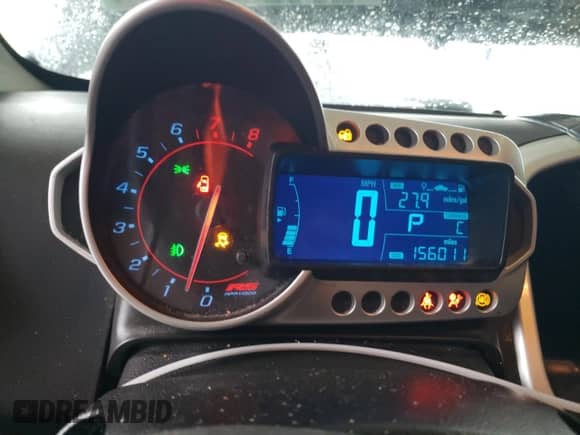 2015 Chevrolet Sonic RS z VIN 1G1JG5SB6F4138938, wystawiony jako Copart lot #77300543 z przebiegiem 156 011 mil mil oraz Szkoda całkowita • Salvage title. Historia ofert i sprzedaży dostępna na DreamBid. Obrazek 9.