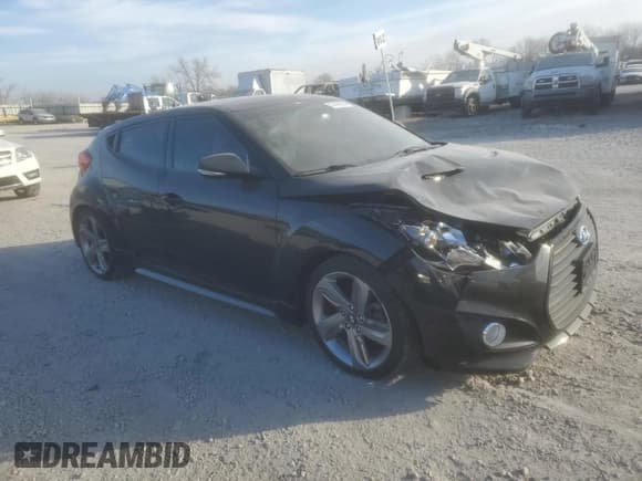 ✅ 2013 Hyundai Veloster Turbo • VIN: KMHTC6AE1DU105934 • Lot: 84446694. Wystawiony na Copart z przebiegiem 139 700 mil. Bezpłatny archiwum sprzedaży aukcyjnych z USA i szczegółowy raport historii pojazdu na DreamBid. Zdjęcie 4.