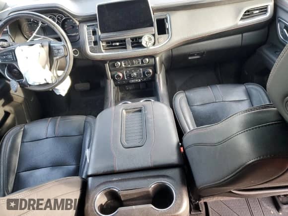 2021 Chevrolet Tahoe RST z VIN 1GNSKRKT8MR285506, wystawiony jako Copart lot #43118385 z przebiegiem 84 201 mil mil oraz Szkoda całkowita • Salvage title. Historia ofert i sprzedaży dostępna na DreamBid. Obrazek 8.