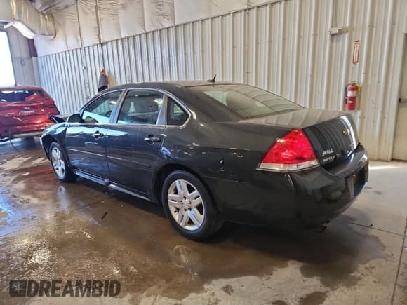 ✅ 2016 Chevrolet Impala LT • VIN: 2G1WB5E32G1123522 • Лот: 89902025. Опубликован ранее на Copart с пробегом 88 277 миль. Бесплатный доступ к архиву аукционных продаж из США и подробный отчёт об истории автомобиля на DreamBid. Изображение 2.