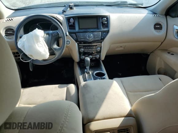 ✅ 2016 Nissan Pathfinder SV • VIN: 5N1AR2MNXGC637770 • Lot: 59281825. Listed on Copart with 95,478 mi. Free auction sales archive from the USA and detailed vehicle history report at DreamBid. Image 8.