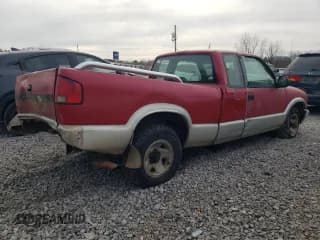 ✅ 1994 Chevrolet S-10 LS • VIN: 1GCCS19W2R8100166 • Лот: 88144695. Опубликован ранее на Copart с пробегом 277 864 миль. Бесплатный доступ к архиву аукционных продаж из США и подробный отчёт об истории автомобиля на DreamBid. Изображение 3.