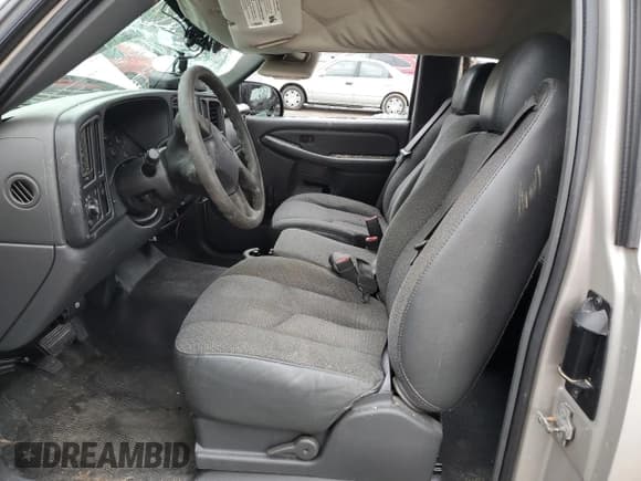 ✅ 2004 Chevrolet Silverado 1500 Work Truck • VIN: 1GCEC19X84Z287768 • Лот: 74089964. Опубликован ранее на Copart с пробегом Не указан. Бесплатный доступ к архиву аукционных продаж из США и подробный отчёт об истории автомобиля на DreamBid. Изображение 7.