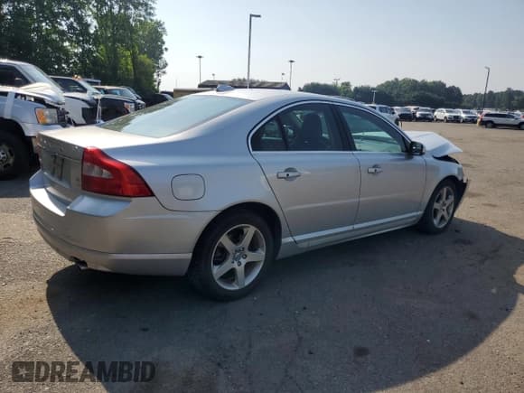 ✅ 2009 Volvo S80 I6 Turbo • VIN: YV1AH992391105218 • Lot: 60260675. Wystawiony na Copart z przebiegiem 109 426 mil. Bezpłatny archiwum sprzedaży aukcyjnych z USA i szczegółowy raport historii pojazdu na DreamBid. Zdjęcie 3.