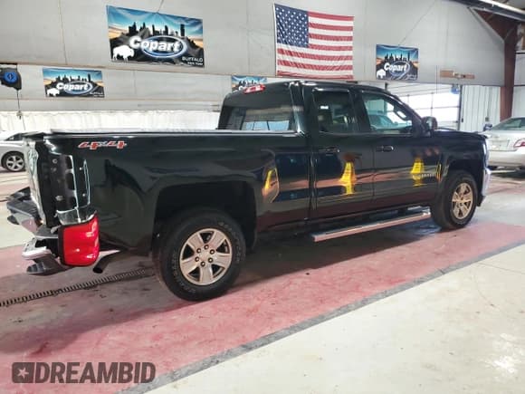 ✅ 2017 Chevrolet Silverado 1500 LT • VIN: 1GCVKREC9HZ197524 • Lot: 91223565. Listed on Copart with 129,594 mi. Free auction sales archive from the USA and detailed vehicle history report at DreamBid. Image 3.