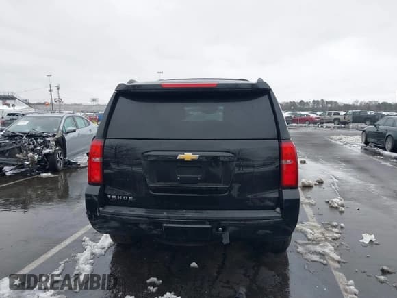 ✅ 2017 Chevrolet Tahoe LT • VIN: 1GNSCBKC2HR228485 • Lot: 41554330. Listed on IAAI with Not provided. Free auction sales archive from the USA and detailed vehicle history report at DreamBid. Image 16.