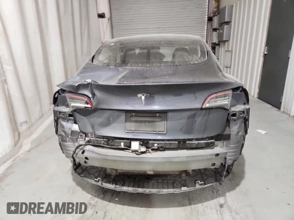 ✅ 2022 Tesla Model 3 • VIN: 5YJ3E1EA1NF289470 • Lot: 93560455. Wystawiony na Copart z przebiegiem 131 801 mil. Bezpłatny archiwum sprzedaży aukcyjnych z USA i szczegółowy raport historii pojazdu na DreamBid. Zdjęcie 6.