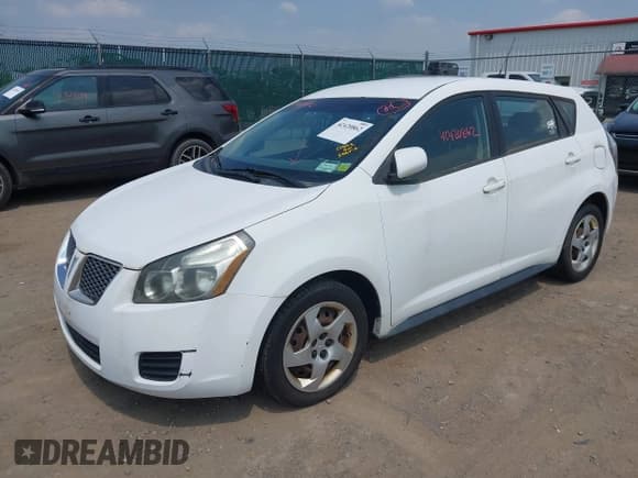 ✅ 2009 Pontiac Vibe 1SA • VIN: 5Y2SP67829Z464547 • Lot: 42420862. Wystawiony na IAAI z przebiegiem 118 207 mil. Bezpłatny archiwum sprzedaży aukcyjnych z USA i szczegółowy raport historii pojazdu na DreamBid. Zdjęcie 2.