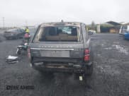 ✅ 2018 Land Rover Range Rover • VIN: SALGS5RE6JA382768 • Lot: 42004223. Wystawiony na IAAI z przebiegiem 79 990 mil. Bezpłatny archiwum sprzedaży aukcyjnych z USA i szczegółowy raport historii pojazdu na DreamBid. Zdjęcie 17.