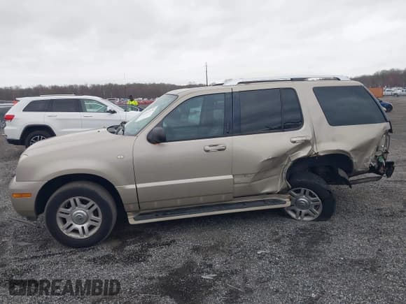 ✅ 2004 Mercury Mountaineer • VIN: 4M2DU86E34ZJ46881 • Лот: 41897976. Опубликован ранее на IAAI с пробегом 288 887 миль. Бесплатный доступ к архиву аукционных продаж из США и подробный отчёт об истории автомобиля на DreamBid. Изображение 15.