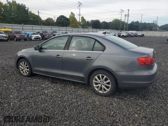 ✅ 2013 Volkswagen Jetta SE • VIN: 3VWDP7AJ7DM252468 • Lot: 86126825. Listed on Copart with 110,822 mi. Free auction sales archive from the USA and detailed vehicle history report at DreamBid. Image 2.