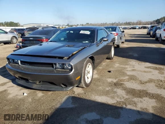 ✅ 2012 Dodge Challenger SXT • VIN: 2C3CDYAG4CH228261 • Lot: 37082314. Wystawiony na Copart z przebiegiem 129 370 mil. Bezpłatny archiwum sprzedaży aukcyjnych z USA i szczegółowy raport historii pojazdu na DreamBid. Zdjęcie 1.