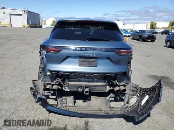 ✅ 2019 Porsche Cayenne S • VIN: WP1AB2AY7KDA62066 • Лот: 66198885. Опубликован ранее на Copart с пробегом 74 980 миль. Бесплатный доступ к архиву аукционных продаж из США и подробный отчёт об истории автомобиля на DreamBid. Изображение 6.