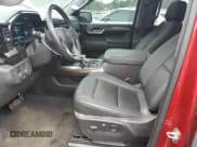 ✅ 2023 Chevrolet Silverado 1500 LT Trail Boss • VIN: 3GCUDFE88PG212447 • Lot: 52558855. Wystawiony na Copart z przebiegiem 65 932 mil. Bezpłatny archiwum sprzedaży aukcyjnych z USA i szczegółowy raport historii pojazdu na DreamBid. Zdjęcie 7.