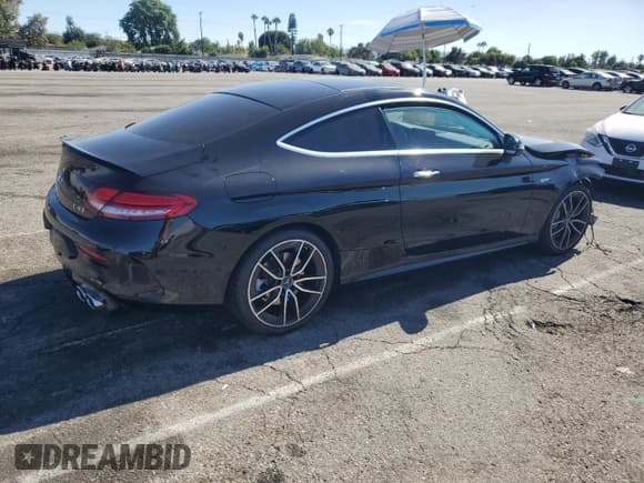 ✅ 2022 Mercedes-Benz C 43 AMG • VIN: W1KWJ6EB7NG115252 • Лот: 69502545. Опубликован ранее на Copart с пробегом 16 911 миль. Бесплатный доступ к архиву аукционных продаж из США и подробный отчёт об истории автомобиля на DreamBid. Изображение 3.