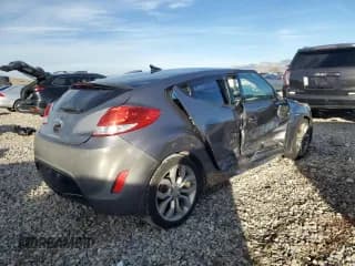 ✅ 2013 Hyundai Veloster w/Gray Int • VIN: KMHTC6AD4DU139437 • Lot: 81646224. Wystawiony na Copart z przebiegiem 95 186 mil. Bezpłatny archiwum sprzedaży aukcyjnych z USA i szczegółowy raport historii pojazdu na DreamBid. Zdjęcie 3.