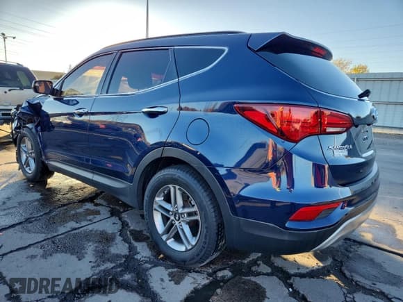 ✅ 2017 Hyundai Santa Fe 2.4L • VIN: 5XYZUDLB6HG470832 • Лот: 86548445. Опубликован ранее на Copart с пробегом 116 557 миль. Бесплатный доступ к архиву аукционных продаж из США и подробный отчёт об истории автомобиля на DreamBid. Изображение 2.