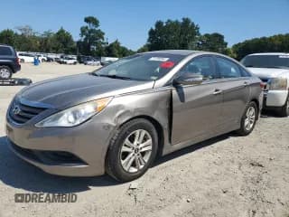 ✅ 2014 Hyundai Sonata GLS • VIN: 5NPEB4AC5EH939025 • Lot: 71176204. Listed on Copart with 124,816 mi. Free auction sales archive from the USA and detailed vehicle history report at DreamBid. Image 1.