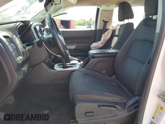 ✅ 2017 Chevrolet Colorado 2WD LT • VIN: 1GCGSCE1XH1184669 • Лот: 54845205. Опубликован ранее на Copart с пробегом 114 859 миль. Бесплатный доступ к архиву аукционных продаж из США и подробный отчёт об истории автомобиля на DreamBid. Изображение 7.