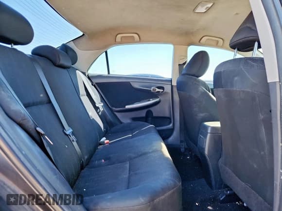 ✅ 2011 Toyota Corolla L • VIN: 2T1BU4EE0BC626228 • Lot: 89904535. Listed on Copart with 206,764 mi. Free auction sales archive from the USA and detailed vehicle history report at DreamBid. Image 10.