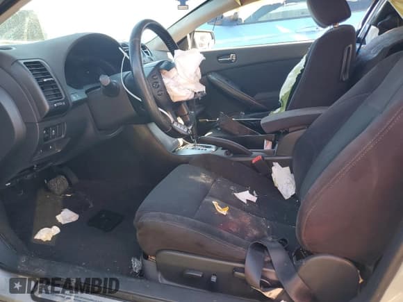 ✅ 2013 Nissan Altima S • VIN: 1N4AL2EP3DC131298 • Лот: 86451135. Опубликован ранее на Copart с пробегом 93 524 миль. Бесплатный доступ к архиву аукционных продаж из США и подробный отчёт об истории автомобиля на DreamBid. Изображение 7.