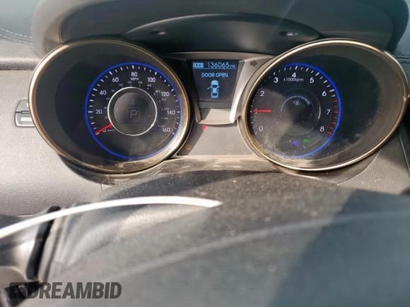 ✅ 2014 Hyundai Genesis Coupe 2.0T • VIN: KMHHT6KD8EU115406 • Lot: 71282465. Listed on Copart with 136,065 mi. Free auction sales archive from the USA and detailed vehicle history report at DreamBid. Image 9.