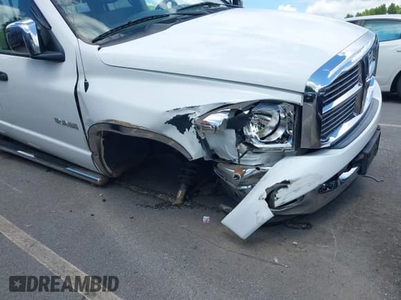 ✅ 2008 Dodge RAM • VIN: 1D3HU18N08J224962 • Лот: 42755681. Опубликован ранее на IAAI с пробегом 137 431 миль. Бесплатный доступ к архиву аукционных продаж из США и подробный отчёт об истории автомобиля на DreamBid. Изображение 6.