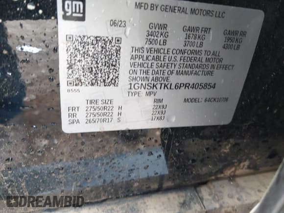 ✅ 2023 Chevrolet Tahoe High Country • VIN: 1GNSKTKL6PR405854 • Lot: 41131624. Wystawiony na IAAI z przebiegiem 47 891 mil. Bezpłatny archiwum sprzedaży aukcyjnych z USA i szczegółowy raport historii pojazdu na DreamBid. Zdjęcie 9.