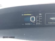 ✅ 2021 Toyota Prius LE • VIN: JTDKAMFP1M3166050 • Lot: 41831145. Wystawiony na IAAI z przebiegiem 54 350 mil. Bezpłatny archiwum sprzedaży aukcyjnych z USA i szczegółowy raport historii pojazdu na DreamBid. Zdjęcie 16.