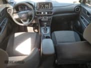 ✅ 2019 Hyundai Kona SE • VIN: KM8K1CAA5KU285610 • Лот: 72560994. Опубликован ранее на Copart с пробегом 118 616 миль. Бесплатный доступ к архиву аукционных продаж из США и подробный отчёт об истории автомобиля на DreamBid. Изображение 8.