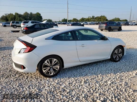 ✅ 2017 Honda Civic EX-L • VIN: 2HGFC3B71HH356494 • Lot: 71733975. Wystawiony na Copart z przebiegiem 136 015 mil. Bezpłatny archiwum sprzedaży aukcyjnych z USA i szczegółowy raport historii pojazdu na DreamBid. Zdjęcie 3.