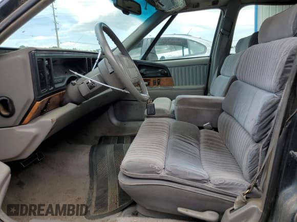 ✅ 1993 Buick Park Avenue • VIN: 1G4CW53L0P1601553 • Lot: 60864113. Wystawiony na Copart z przebiegiem 209 237 mil. Bezpłatny archiwum sprzedaży aukcyjnych z USA i szczegółowy raport historii pojazdu na DreamBid. Zdjęcie 7.