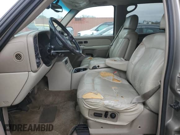 2002 Chevrolet Suburban LT с VIN 1GNEC16Z12J191425, выставлен на аукционе Copart как лот 80360274 с пробегом 267 774 миль миль и Чистый • Clean title. История ставок и продаж доступна на DreamBid. Изображение 7.